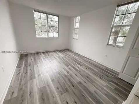 655 SW 111th Way Pembroke Pines FL 33025