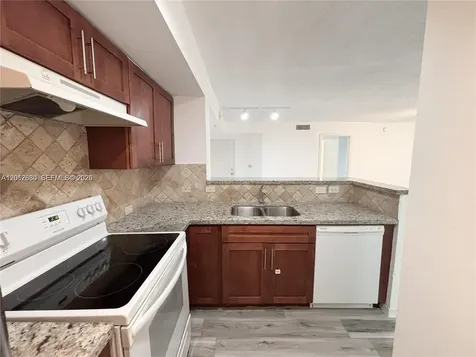 655 SW 111th Way Pembroke Pines FL 33025