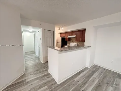 655 SW 111th Way Pembroke Pines FL 33025