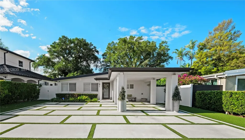 6230 SW 27th Street Miami FL 33155