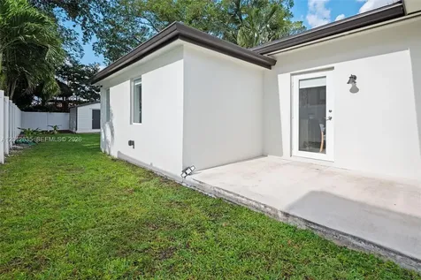 6230 SW 27th Street Miami FL 33155