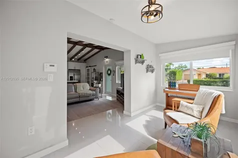 6230 SW 27th Street Miami FL 33155