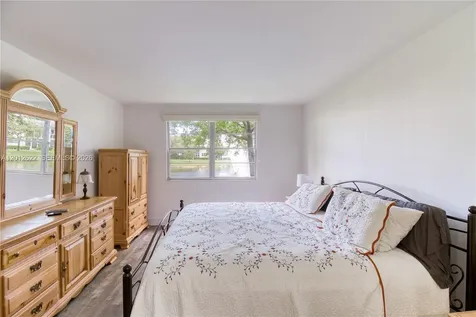 1701 Andros Isle Coconut Creek FL 33066