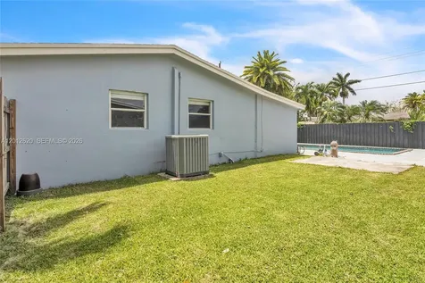 6133 NW 20th Street Margate FL 33063