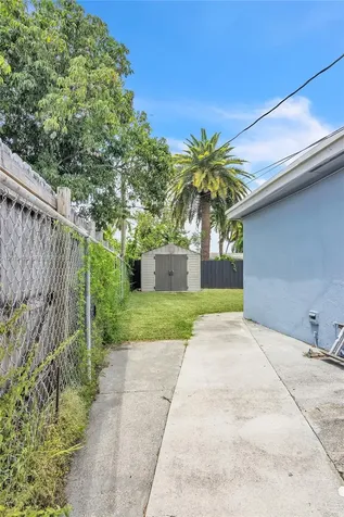 6133 NW 20th Street Margate FL 33063
