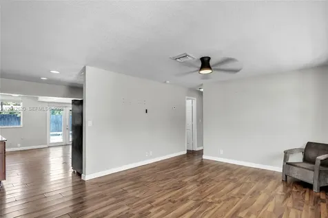 6133 NW 20th Street Margate FL 33063