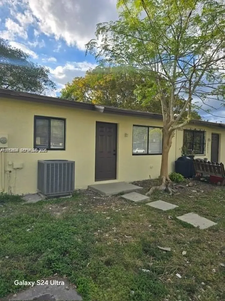 28055 SW 143rd Court Homestead FL 33033