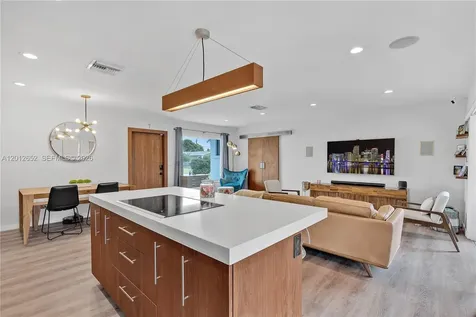 8610 NW 25th Street Sunrise FL 33322
