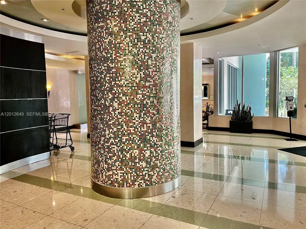 3901 S Ocean Drive Hollywood FL 33019