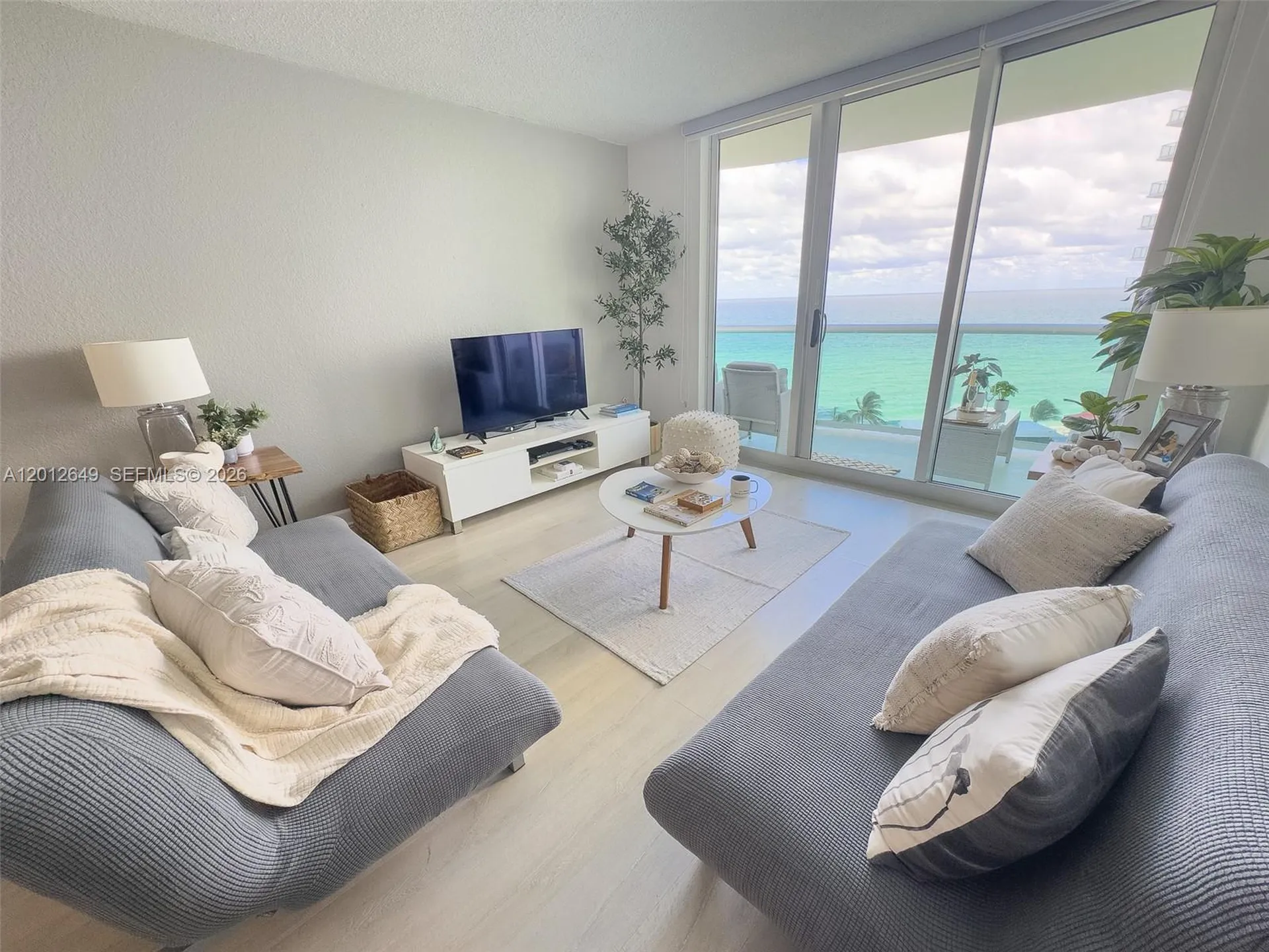 3901 S Ocean Drive Hollywood FL 33019