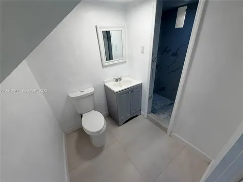 548 NW 30th Street Miami FL 33127