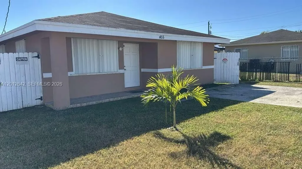 455 NW 14th Street Florida City FL 33034