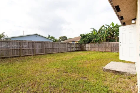 455 NW 14th Street Florida City FL 33034