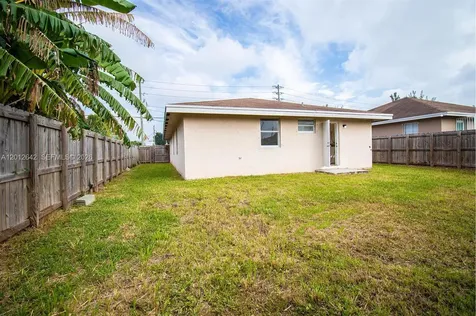 455 NW 14th Street Florida City FL 33034