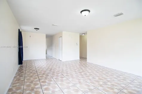 455 NW 14th Street Florida City FL 33034