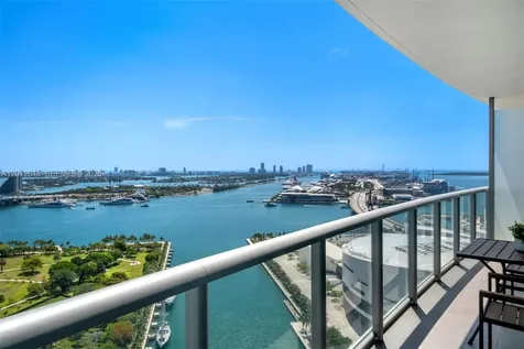 888 Biscayne Boulevard Miami FL 33132