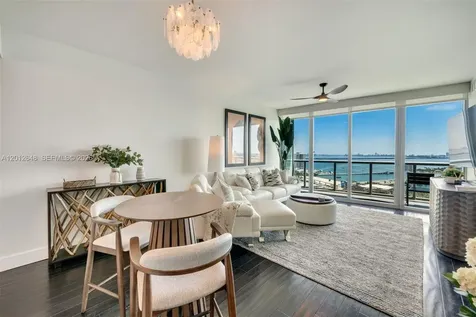 888 Biscayne Boulevard Miami FL 33132