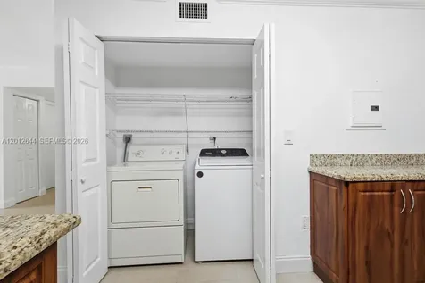 6873 W 36th Avenue Hialeah FL 33018