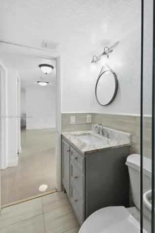 6873 W 36th Avenue Hialeah FL 33018