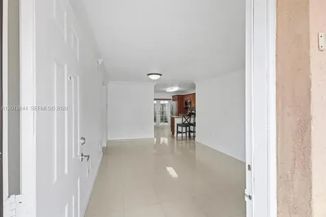 6873 W 36th Avenue Hialeah FL 33018