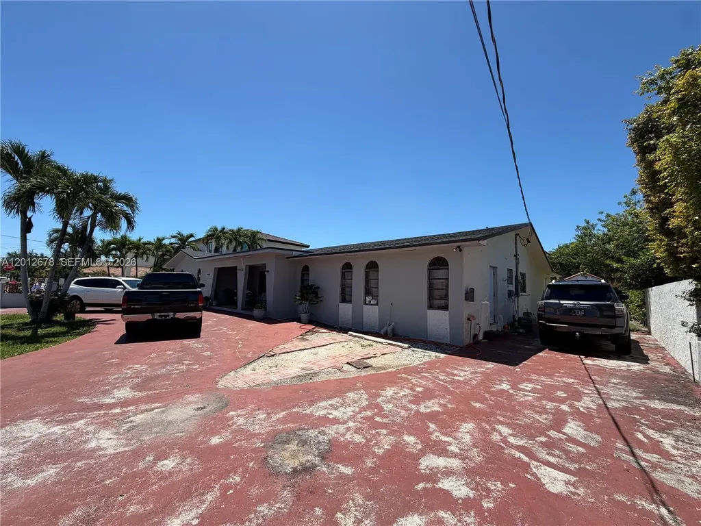 13720 SW 32nd Street Miami FL 33175