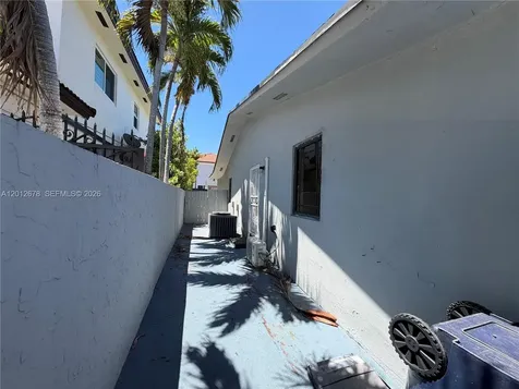 13720 SW 32nd Street Miami FL 33175