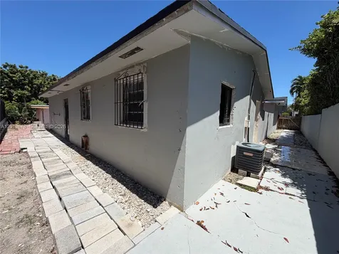 13720 SW 32nd Street Miami FL 33175
