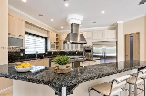 7480 SW 100th Street Pinecrest FL 33156