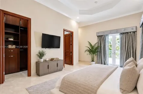 7480 SW 100th Street Pinecrest FL 33156