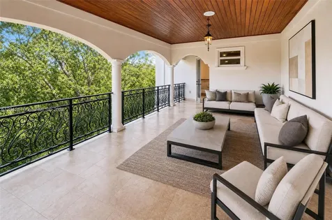 7480 SW 100th Street Pinecrest FL 33156