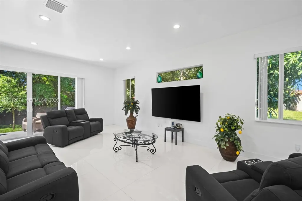 2962 NW 10th Court Fort Lauderdale FL 33311