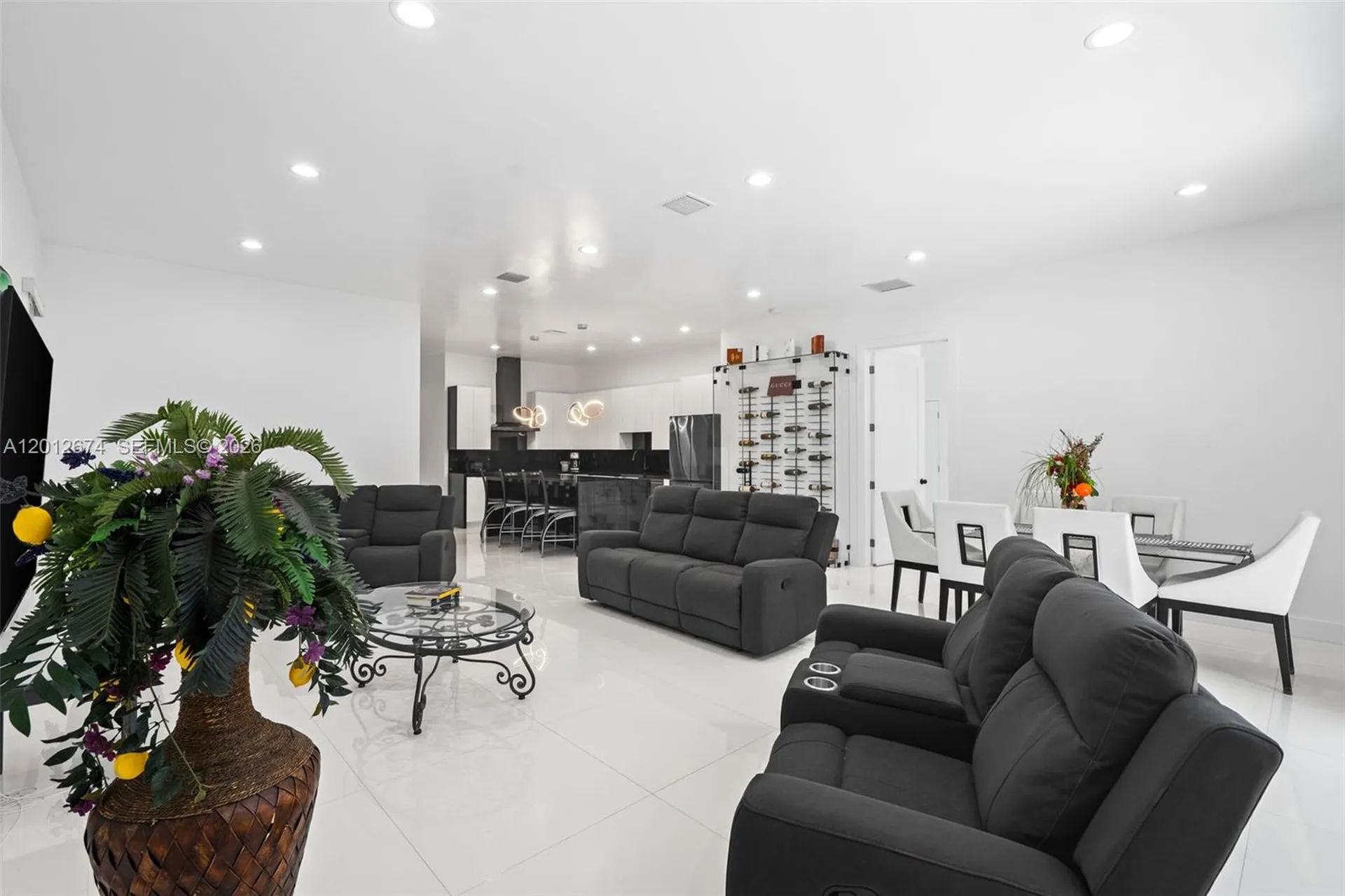 2962 NW 10th Court Fort Lauderdale FL 33311