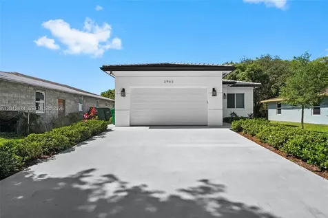 2962 NW 10th Court Fort Lauderdale FL 33311