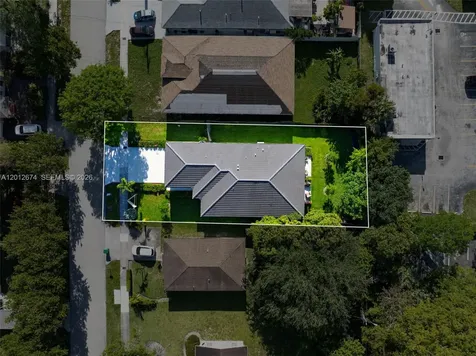 2962 NW 10th Court Fort Lauderdale FL 33311