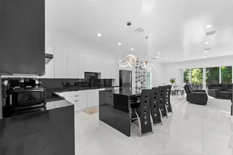 2962 NW 10th Court Fort Lauderdale FL 33311