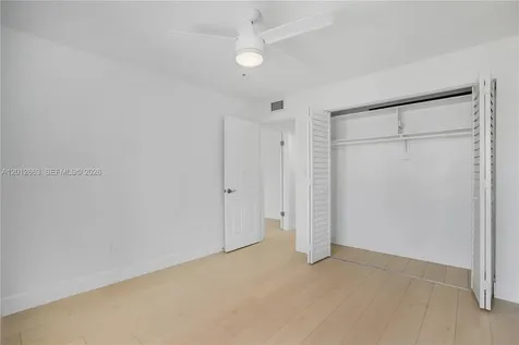 4670 W 13th Lane Hialeah FL 33012