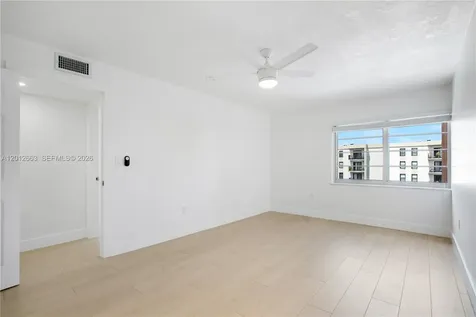 4670 W 13th Lane Hialeah FL 33012