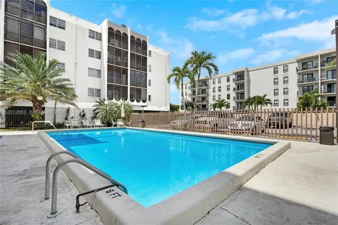 4670 W 13th Lane Hialeah FL 33012