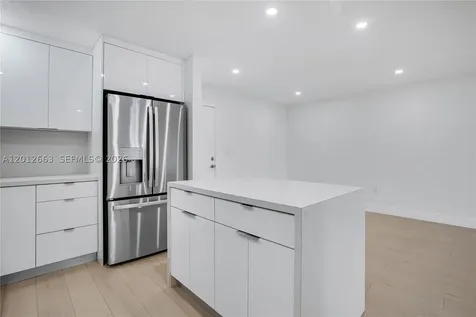 4670 W 13th Lane Hialeah FL 33012