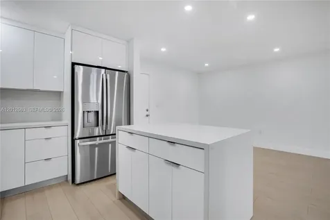 4670 W 13th Lane Hialeah FL 33012