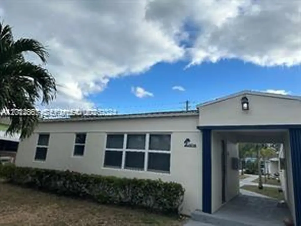 1956 Lincoln Street Hollywood FL 33020