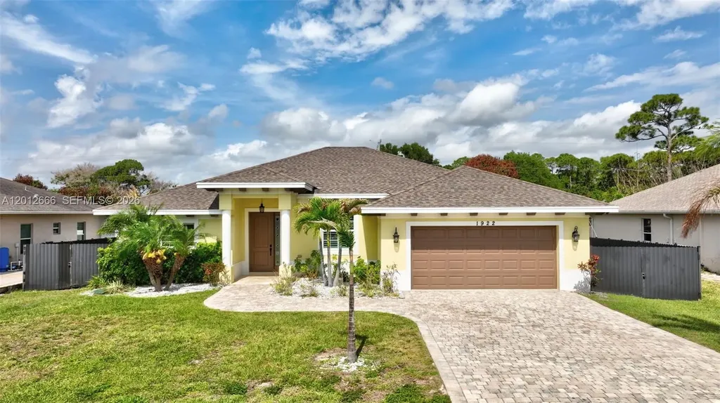 1922 SE Camilo Street Port St. Lucie FL 34952