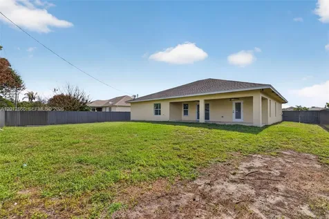1922 SE Camilo Street Port St. Lucie FL 34952