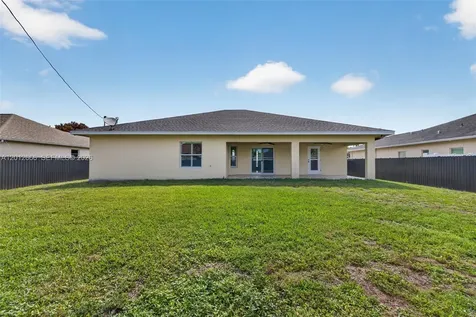 1922 SE Camilo Street Port St. Lucie FL 34952