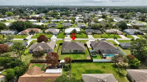 1922 SE Camilo Street Port St. Lucie FL 34952