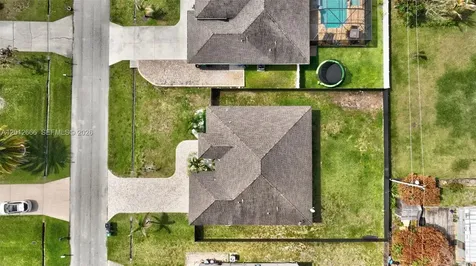 1922 SE Camilo Street Port St. Lucie FL 34952