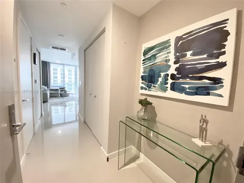 488 NE 18th Street Miami FL 33132