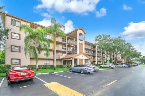 1000 SW 125th Avenue Pembroke Pines FL 33027