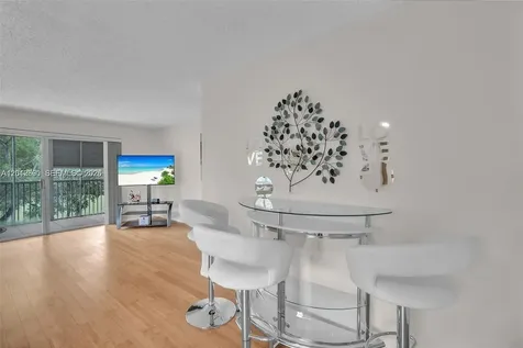 1000 SW 125th Avenue Pembroke Pines FL 33027