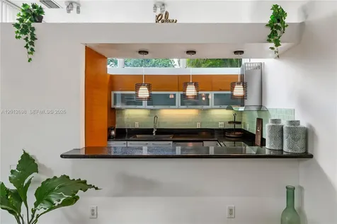 1898 SW 17th Street Miami FL 33145